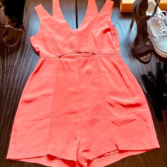 Madison Marcus Pants - Madison Marcus Salmon Double Strap Romper, Small